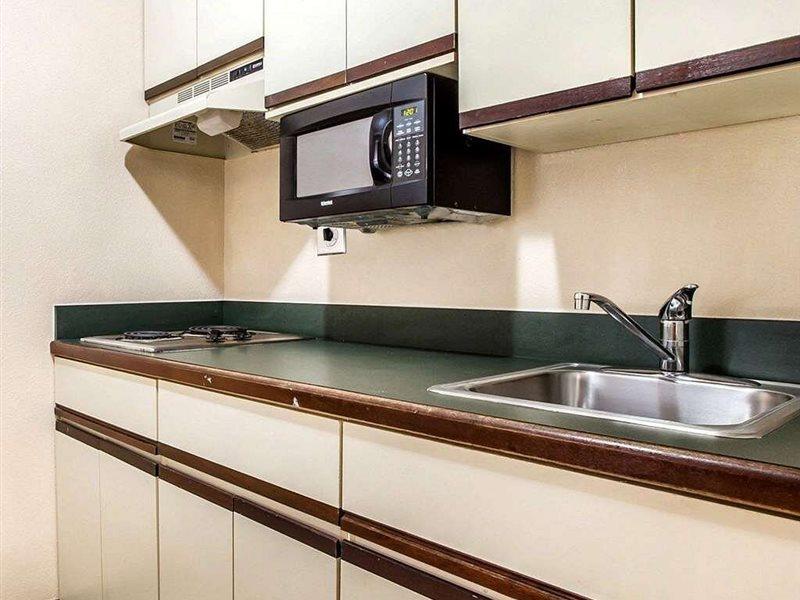 Suburban Studios Augusta Ngoại thất bức ảnh